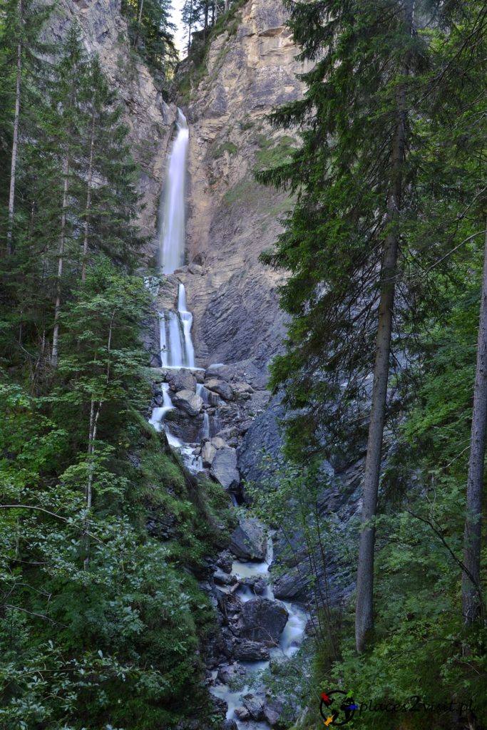 Wodospad Martuljek Dolny (Martuljek Waterfall, Spodnji Martuljkov slap)