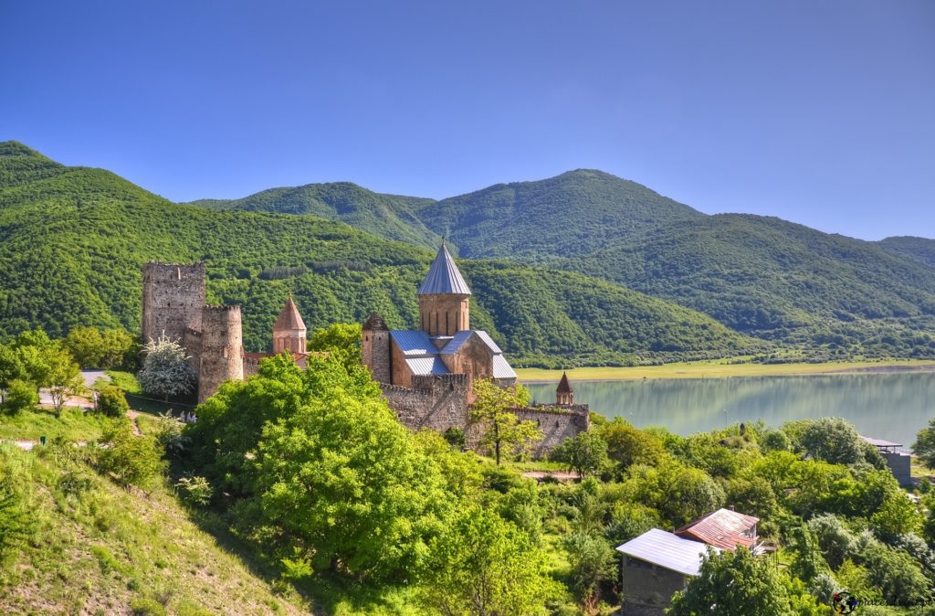 Ananuri Castle. Gruzińska Droga Wojenna