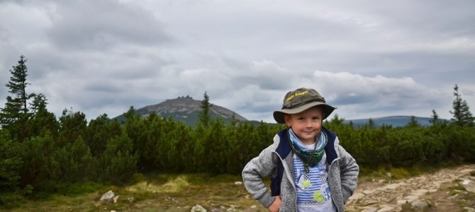 Śnieżka – najwyższy szczyt Karkonoszy Śnieżka – najwyższy szczyt Karkonoszy